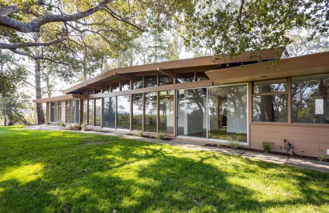 400 Pullman Road - 400 Pullman Road, Hillsborough, CA 94010