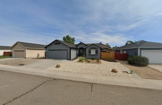893 Valley Crest Dr - 893 Valley Crest Drive, Indian Hills, NV 89705