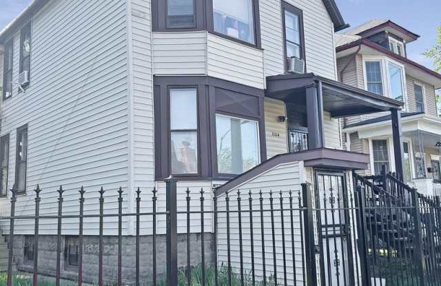 11014 S State Street unit: 1B - 11014 South State Street, Chicago, IL 60628