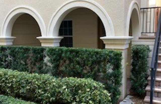 508 LOBELIA DRIVE Gallery 2