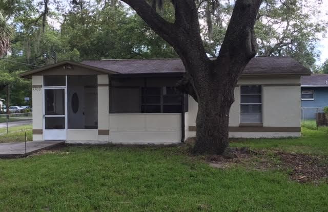 5709 N. 30th St - 5709 North 30th Street, Tampa, FL 33610