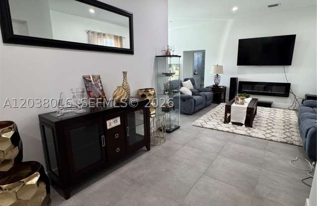5012 Gunn PL Gallery 3
