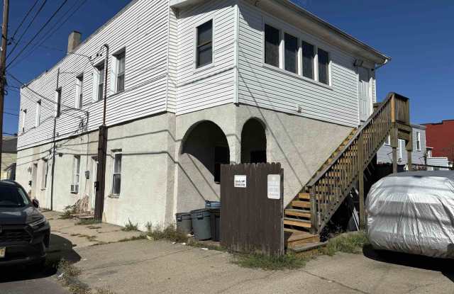 178 ORIENT ST photos photos