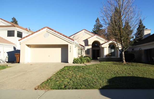 3 Bed| 2 Bath | 1407SF | 2 Car Garage | Single Story | Tenant pays $175 monthly for WS photos photos