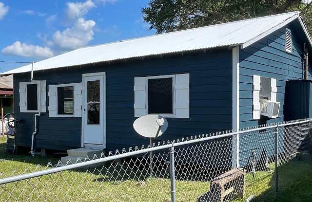 221 Gustave St. photos photos 221 Gustave St. photos photos