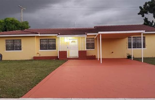 930 NE 160th St #0 NORTH MIAMI BEACH, FL 33162 photos photos