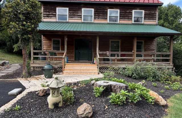 4 Bedroom Country Style Home Gallery 1