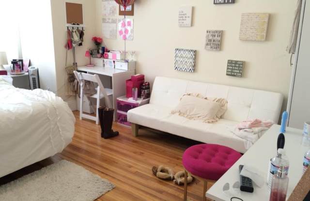 2 BED IN FENWAY photos photos