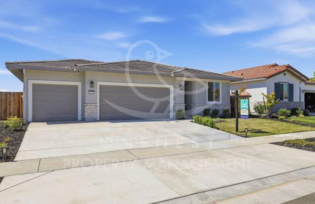 4-bedroom, 2-bathroom home in the sought-after Seasons at Riverton South community in Plumas Lake photos photos