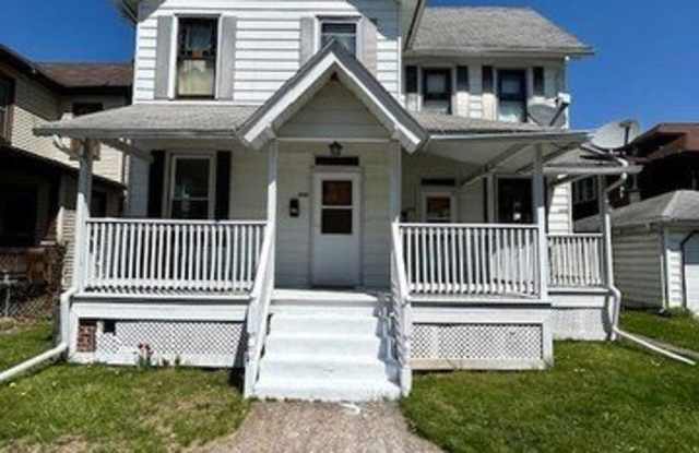1408 SAINT JAMES Place photos photos
