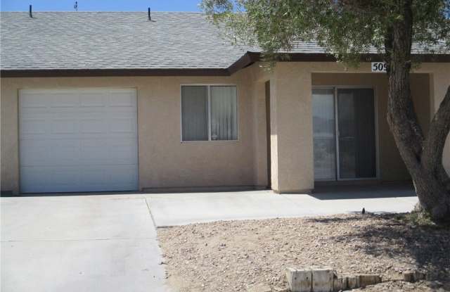 5090 La Calzada Unit B Gallery 1