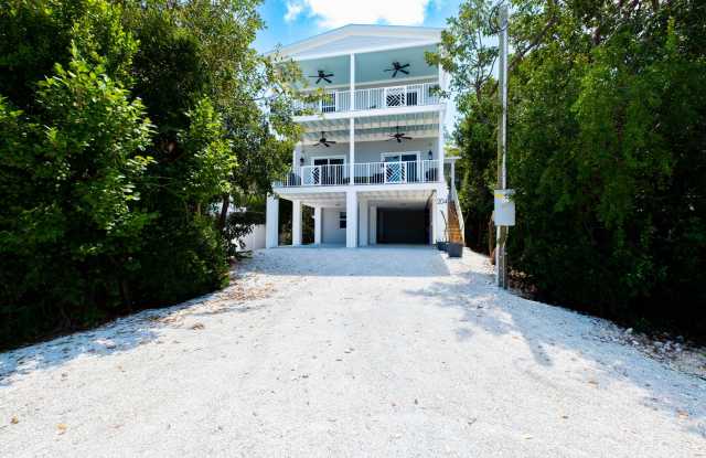 204 Coral Avenue photos photos