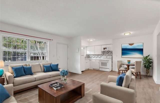 1725 NE 116th Rd - 1725 Northeast 116th Road, North Miami, FL 33181