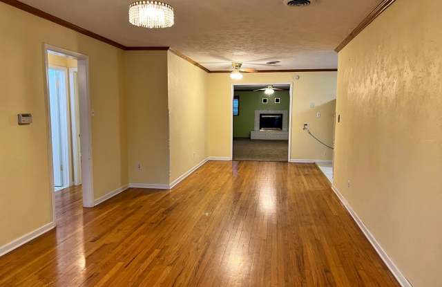 1024 S. Stanley Gallery 3