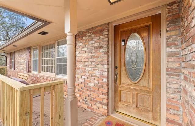 388 Tall Oaks Drive Northeast Gallery 3