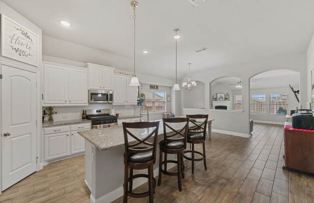 1790 Amalfi Drive Gallery 3
