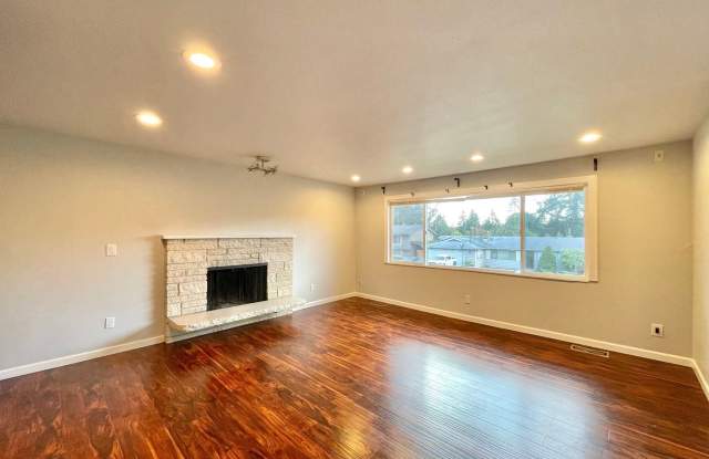 14038 90th Ave NE Gallery 2