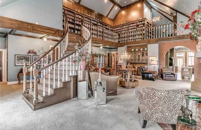 3605 Maple Ridge Gallery 2