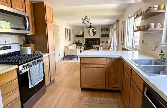 12 James Circle photos photos