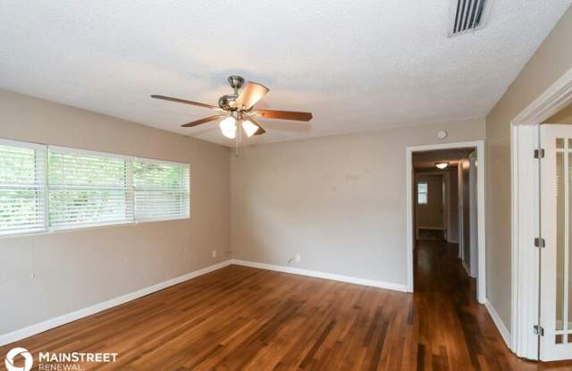 6246 Mercado Drive Gallery 4