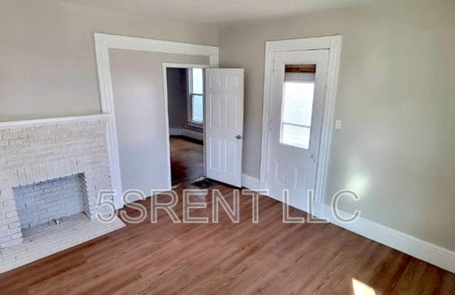 534 Boone St photos photos