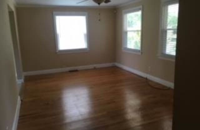 5014 Inglewood Ct Gallery 3