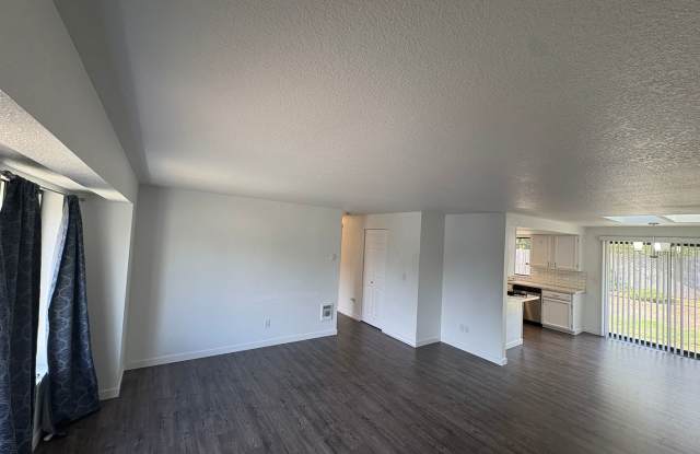 Updated 3bd 2bath Olympia Rental w/Attached Garage & Fenced Yard Gallery 3