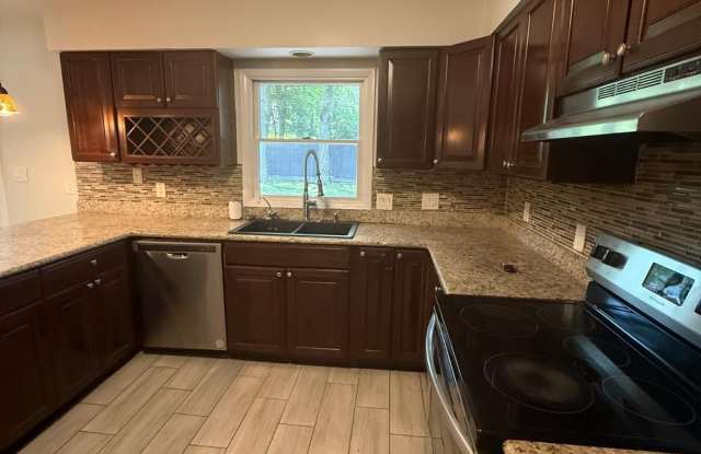 8921 LITTLE RIVER TPKE Gallery 4