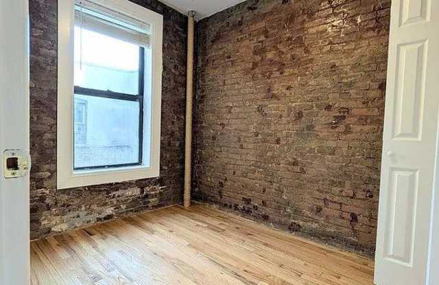339 Bedford Avenue Gallery 4