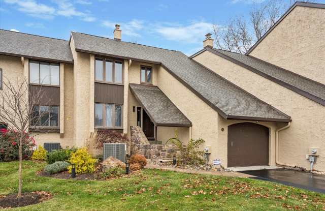 42 Golf Club Dr - 42 Golf Club Drive, Bucks County, PA 19047