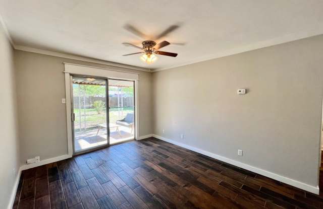 *COMING SOON* *MOVE IN SPECIAL!* Beautiful 3-Bedroom Home with Garage & Fenced Backyard in Schertz! Gallery 4