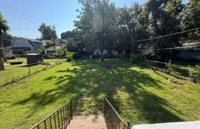 2 bed 1 bath home for rent Gallery 4