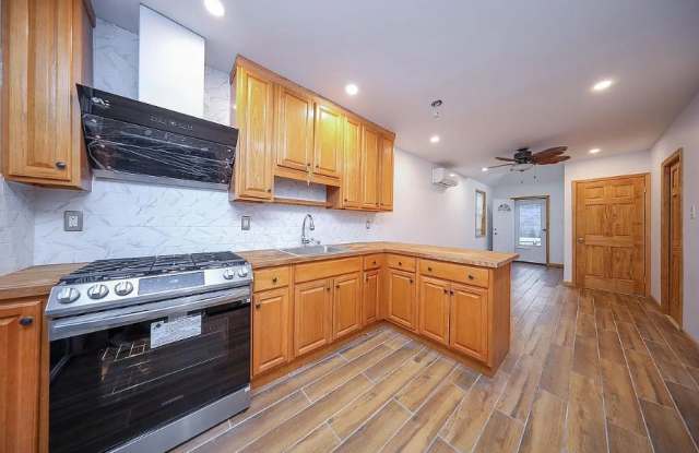 7 Lake Ave # 1 Gallery 3