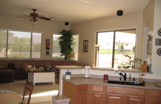 7235 W BRILES Road Gallery 4