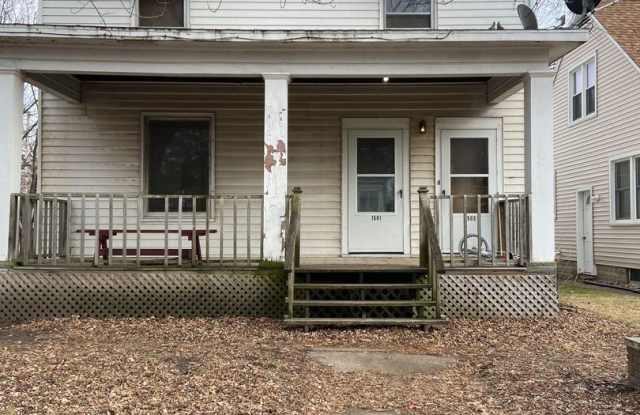 1501 25th St - 1501 25th St, Rock Island, IL 61201