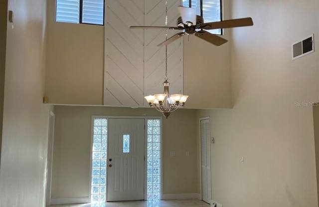 620 LOCUST COURT Gallery 2