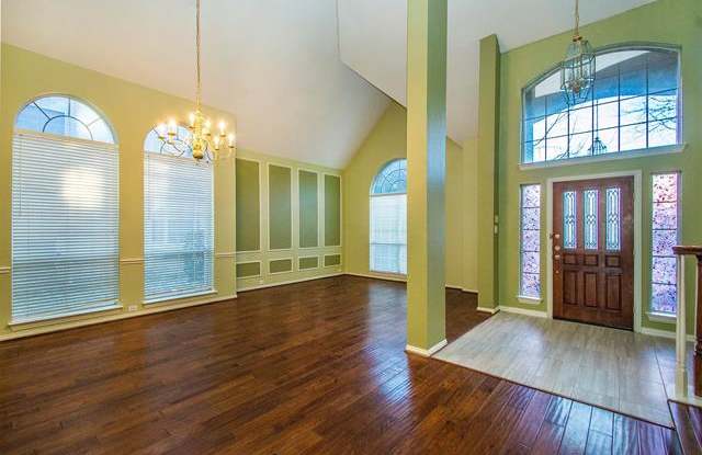 7708 Alderwood Place Gallery 2