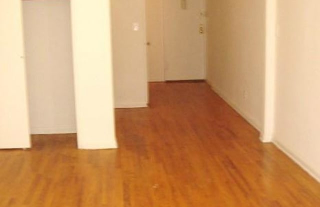 520 E 84 ST. Gallery 4