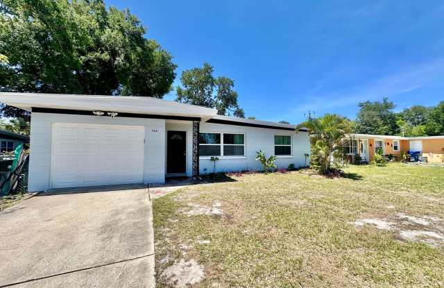 Single family home, 2br/2ba/1 car garage available now in Largo! photos photos