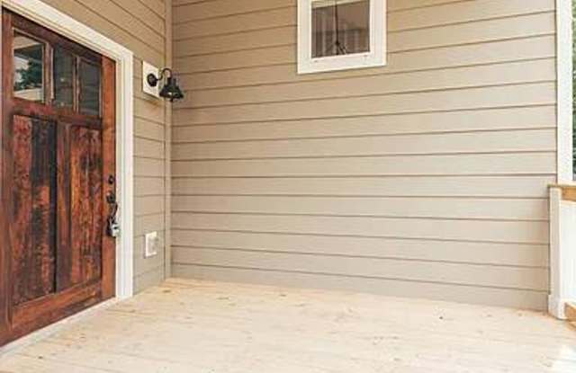 COMING SOON! Charming 3BR/3BA – 1629 Chase St, #A, Nashville, TN 37216 Gallery 3