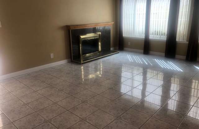 8916 Alphecca Way Gallery 3