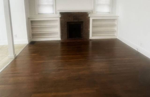 770 N Evelyn Place NW Gallery 4