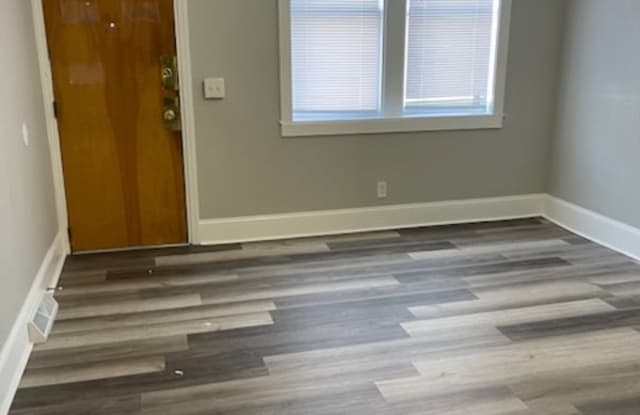 310 Western Ave. photos photos