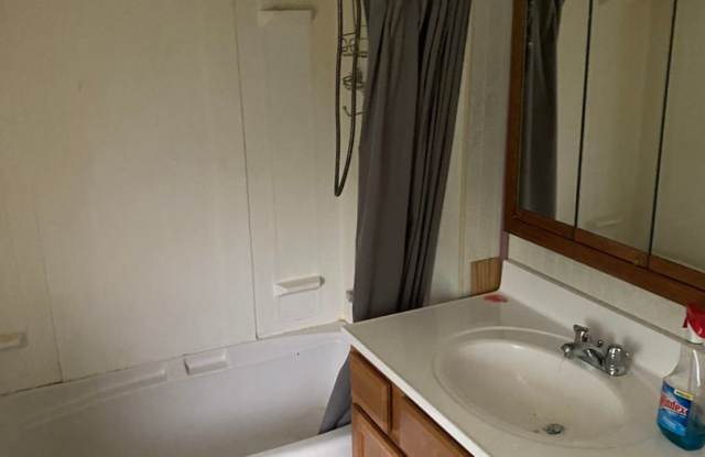 Beautiful 2BD 1BA single family house in Swissvale! photos photos Beautiful 2BD 1BA single family house in Swissvale! photos photos