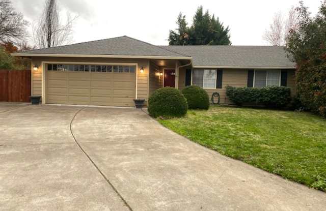 SINGLE LEVEL 3 BEDROOM LOCATED IN CULDESAC photos photos