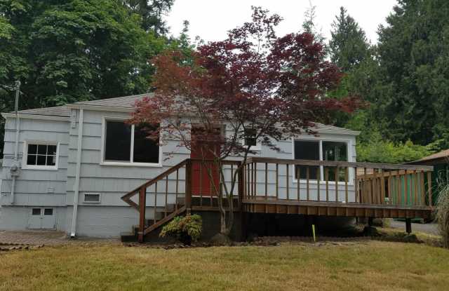 2446 Marine Drive - 2446 Marine Drive, Bremerton, WA 98312