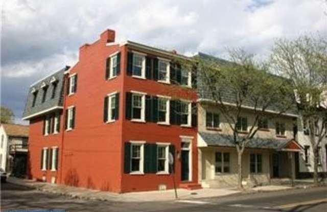 101 KING Street unit: 3 photos photos