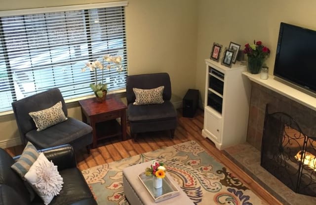 1506 Yarberry Dr - 1506 Yarberry Drive, Petaluma, CA 94954