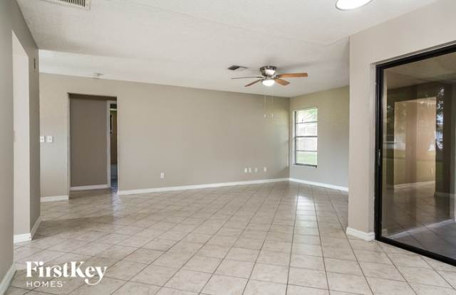 4512 Southwest Santa Barbara Place Gallery 3