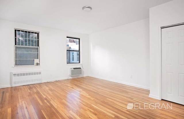 579 Hudson Street Gallery 3